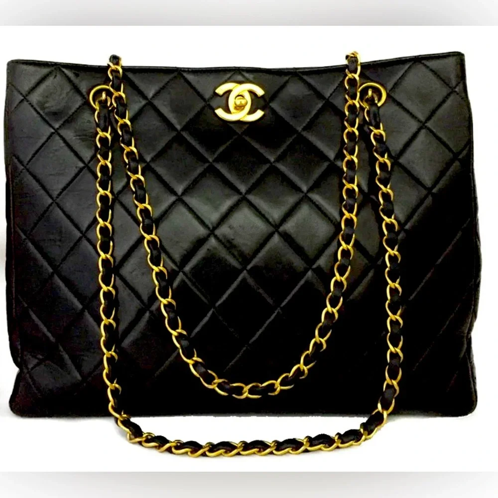 Chanel Black lambskin leather large Quilted Shoulder Bag with 24k Gold ptd Chain - Picture 1 of 16